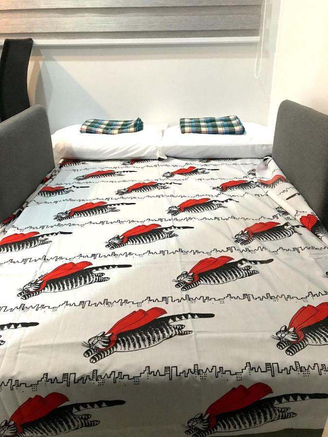 Cozy And Full Service Condo At The Heart Of Bacolod Exteriör bild